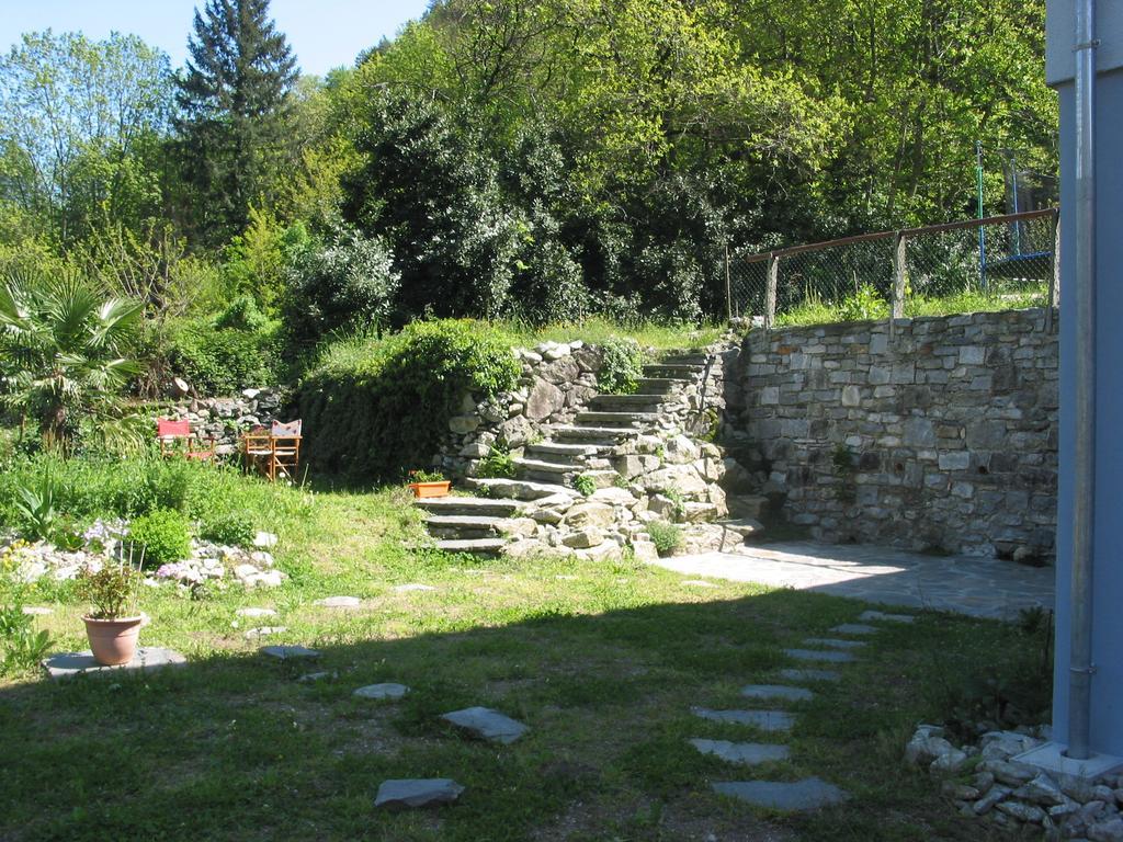 Casa In Koenigs Garten Intragna Exterior foto